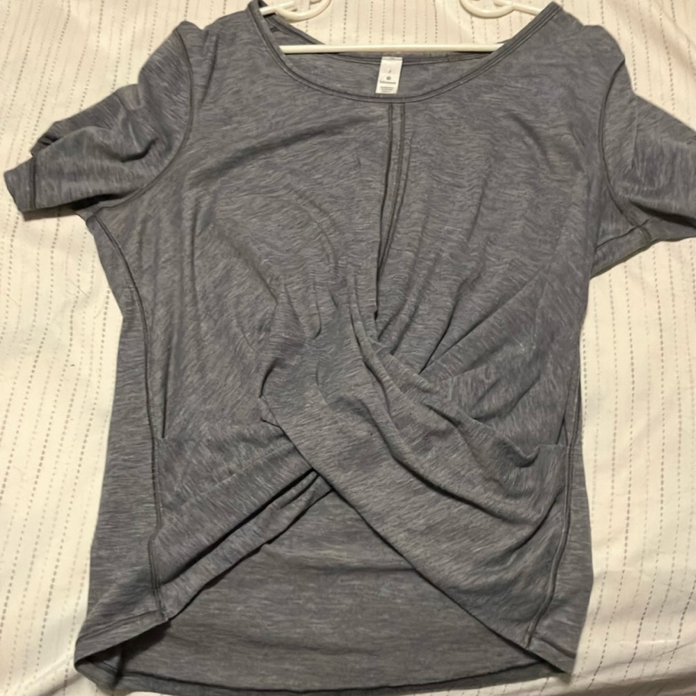 Lululemon cross tee